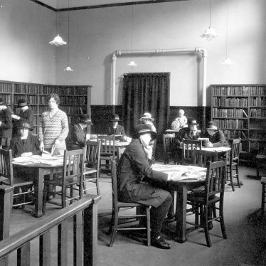 Leamington Spa.  Avenue Road Library, children's room