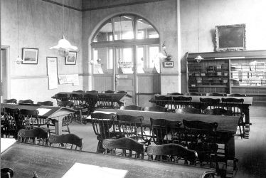 Leamington Spa.  Avenue Road Library, periodical room