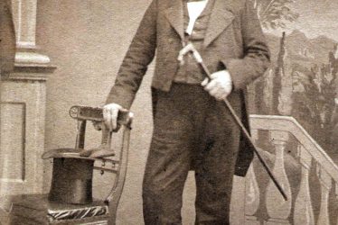 Leamington Spa.  H.T. Elliston, librarian
