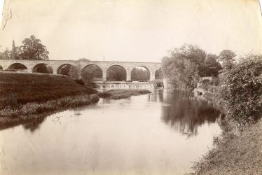 Leamington Spa.  Railway viaduct over the River Leam