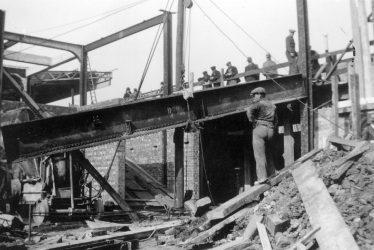 Leamington Spa.  Railway Station, demolition work