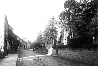 Bidford on Avon.  High Street