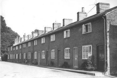 Bilton.  Magnet Lane
