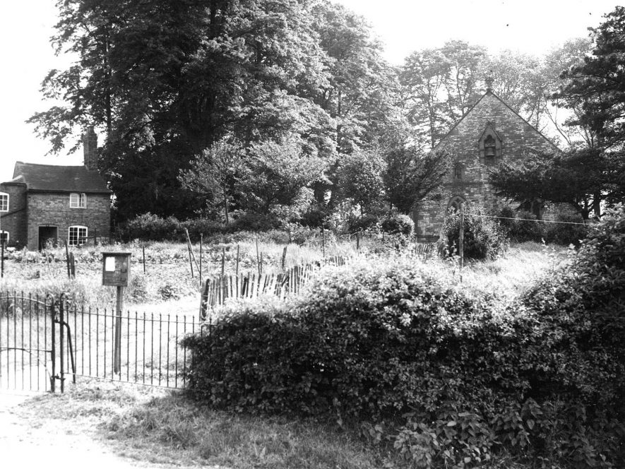 Brownsover, old village showing St Michael's chapel.  1961 |  IMAGE LOCATION: (Rugby Library)