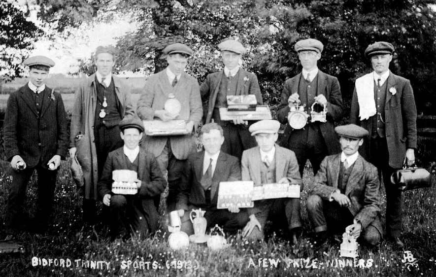Trinity Sports showing a group of prize winners, Bidford on Avon.  1913 |  IMAGE LOCATION: (Warwickshire County Record Office)