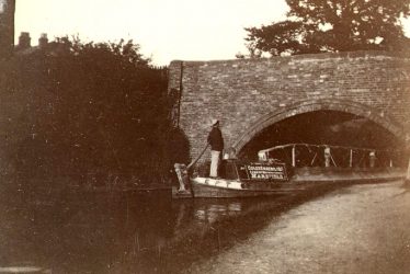 Rugby.  Clifton Road bridge over the Oxford Canal