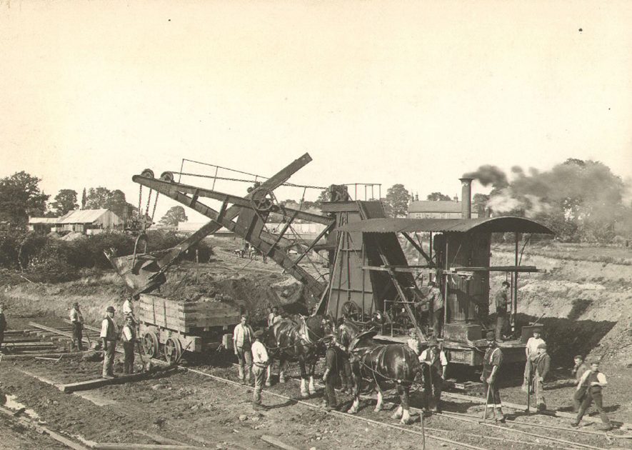 Workers constructing the Great Central railway goods yard at Rugby.  1890s
Further information can be found in the following editions of the Rugby Advertiser : February 1st 1896; August 8th 1896; October 31st 1896; May 1st 1897; July 24th 1897; January 1st 1898; March 11th 1899; and March 18th 1899. |  IMAGE LOCATION: (Rugby Library)