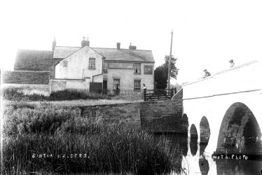 Binton.  Bridge and Public House