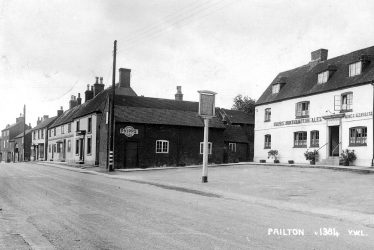 Pailton.  White Lion Inn