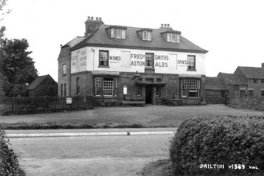 Pailton.  Plough Inn