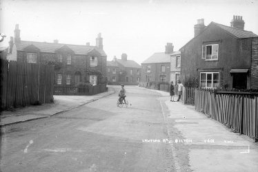 Bilton.  Lawford Lane