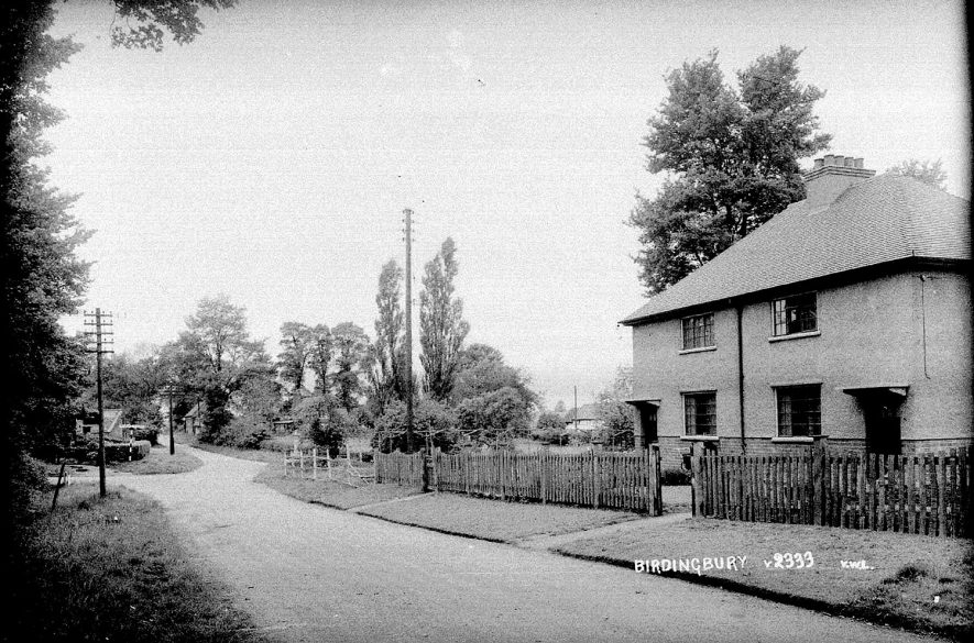 A street in Birdingbury.  1930s |  IMAGE LOCATION: (Warwickshire County Record Office)