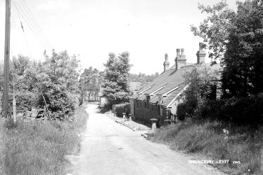 Birdingbury.  Cottages