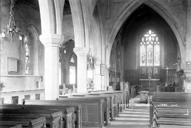 Dunchurch.  St Peter's church, interior