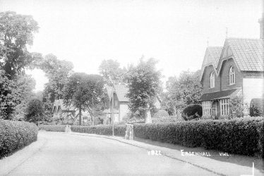 Easenhall.  Street scene