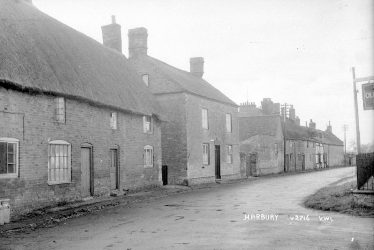 Harbury.  Temple End