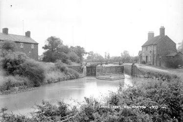 Hillmorton.  Oxford Canal and locks