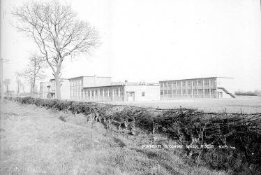 Hillmorton.  Dunsmore Secondary school