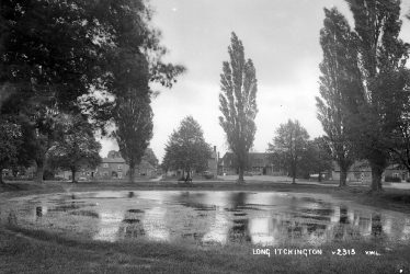 Long Itchington.  Village pond