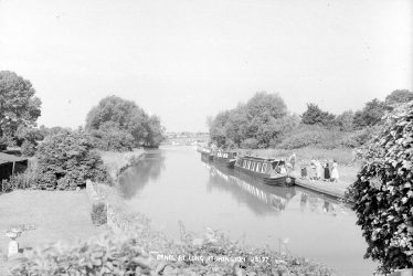 Long Itchington.  Grand Union Canal and boats