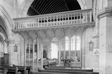 Southam.  Church, interior