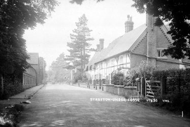 Stretton under Fosse.  Main Street