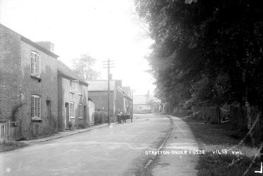 Stretton under Fosse.  Cottages