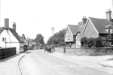 Stretton under Fosse.  Street scene