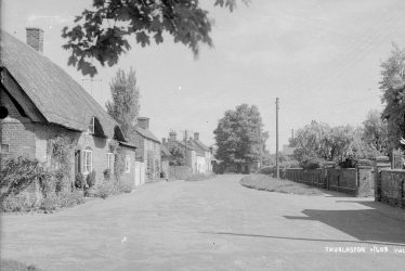 Thurlaston.  Cottages