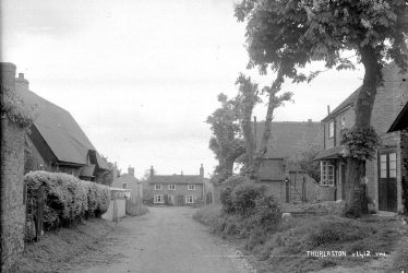 Thurlaston.  Cottages in Church Lane