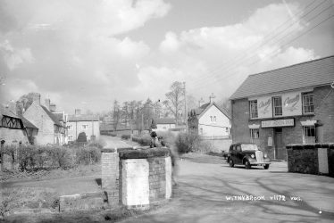 Withybrook.  Half Moon Inn