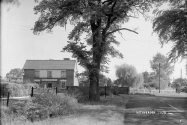 Withybrook.  Half Moon Inn