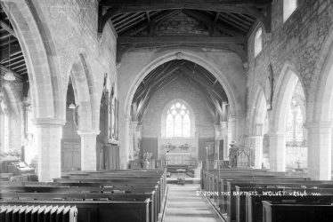 Wolvey.  St John the Baptist church, interior