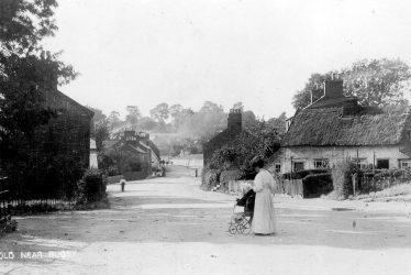 Newbold on Avon.  Street scene