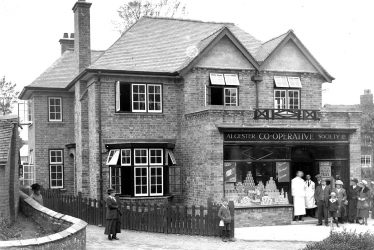 Snitterfield.  Co-op