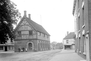 Alcester.  Town Hall