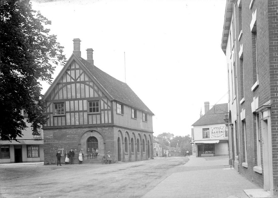 Alcester Town Hall.  1930s |  IMAGE LOCATION: (Warwickshire County Record Office)