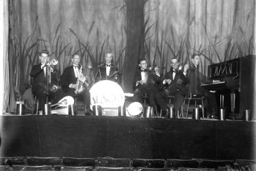 Alcester.  Alauna Dance Band