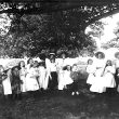 Arrow.  Group of children