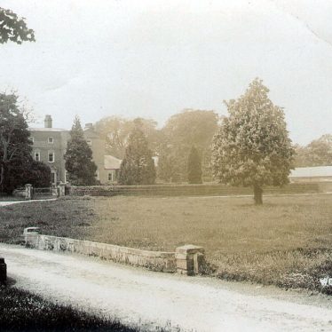 Wolston.  St Margaret's Church and Manor House