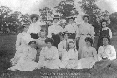 Brailes, Lower.  Ladies cricket team