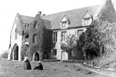 Stoneleigh.  Stoneleigh Abbey, gatehouse
