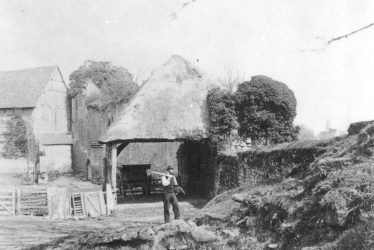 Kenilworth.  Castle Farm