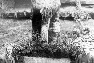 Warwick.  Dick Ward's hole at Guy's Cliffe