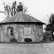 Weethley.  Weethley Gate Tollhouse