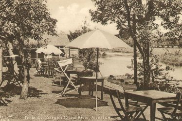 Alveston.  Garden by the river