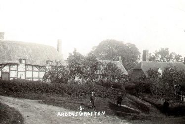 Ardens Grafton.  Village view