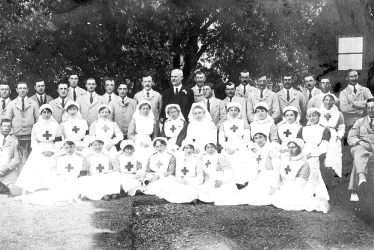 Brailes, Lower.  Red Cross nurses