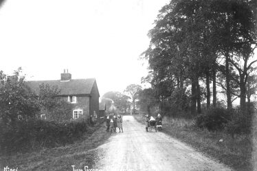 Claverdon.  Lye Green