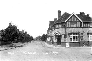 Henley in Arden.  Golden Cross Hotel